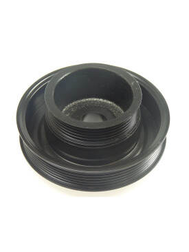 KRANK KASNAGI ( FORD FIESTA 1.25 1.4 01-08 FOCUS 1.4 1.6 98-04 FUSION 04-12 )